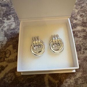 Heaven Mayhem silver mini knot earrings